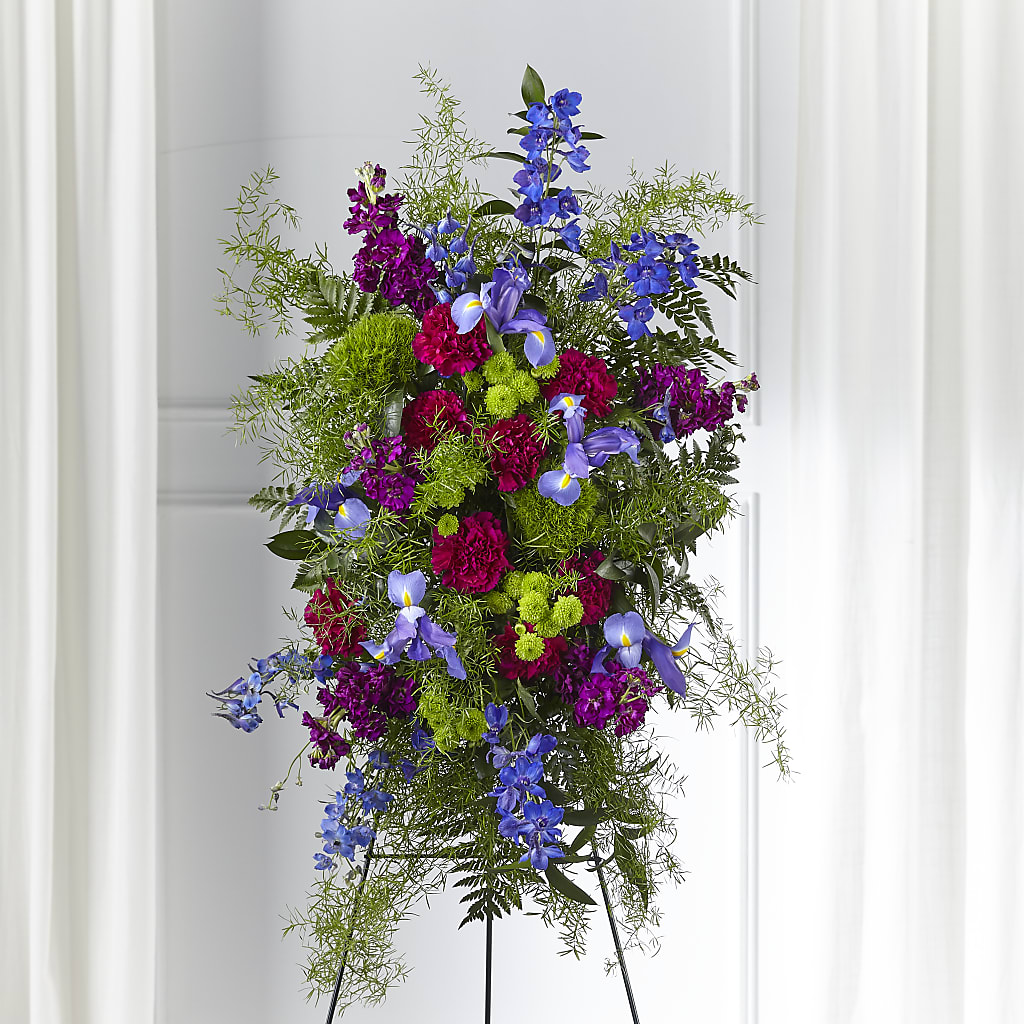 Heavenly Skies Standing Spray – Loose Leaf Florist, Austin TX